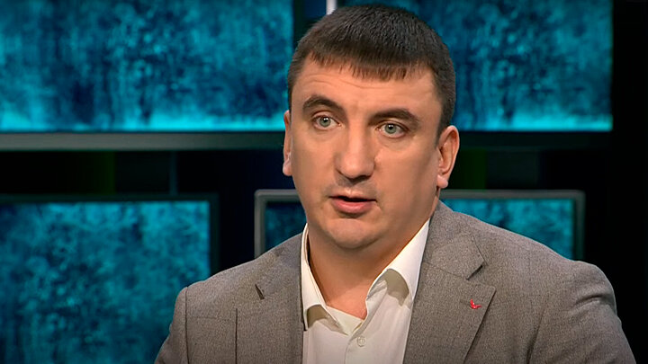 СОЦИАЛЬНЫЙ ПСИХОЛОГ РОМАН ВОЛКОВ. ФОТО: ТЕЛЕКАНАЛ ЦАРЬГРАД 