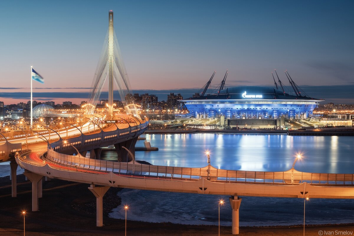 Санкт-Петербург, Западный скоростной диаметр и Газпром Арена. Фото: Иван Смелов