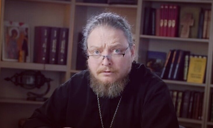 Фёдор Бородин — протоиерей, публицист, писатель, общественный деятель, Настоятель московского храма свв. Косьмы и Дамиана на Маросейке, отец восьмерых детей.