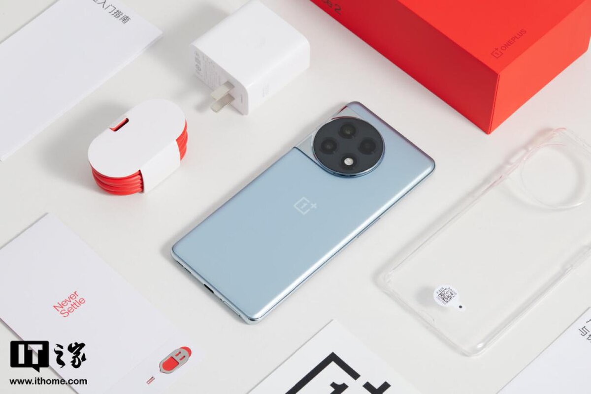 Появились первые живые фото и комплект поставки новенького смартфона  OnePlus Ace2 | iXBT.com | Дзен