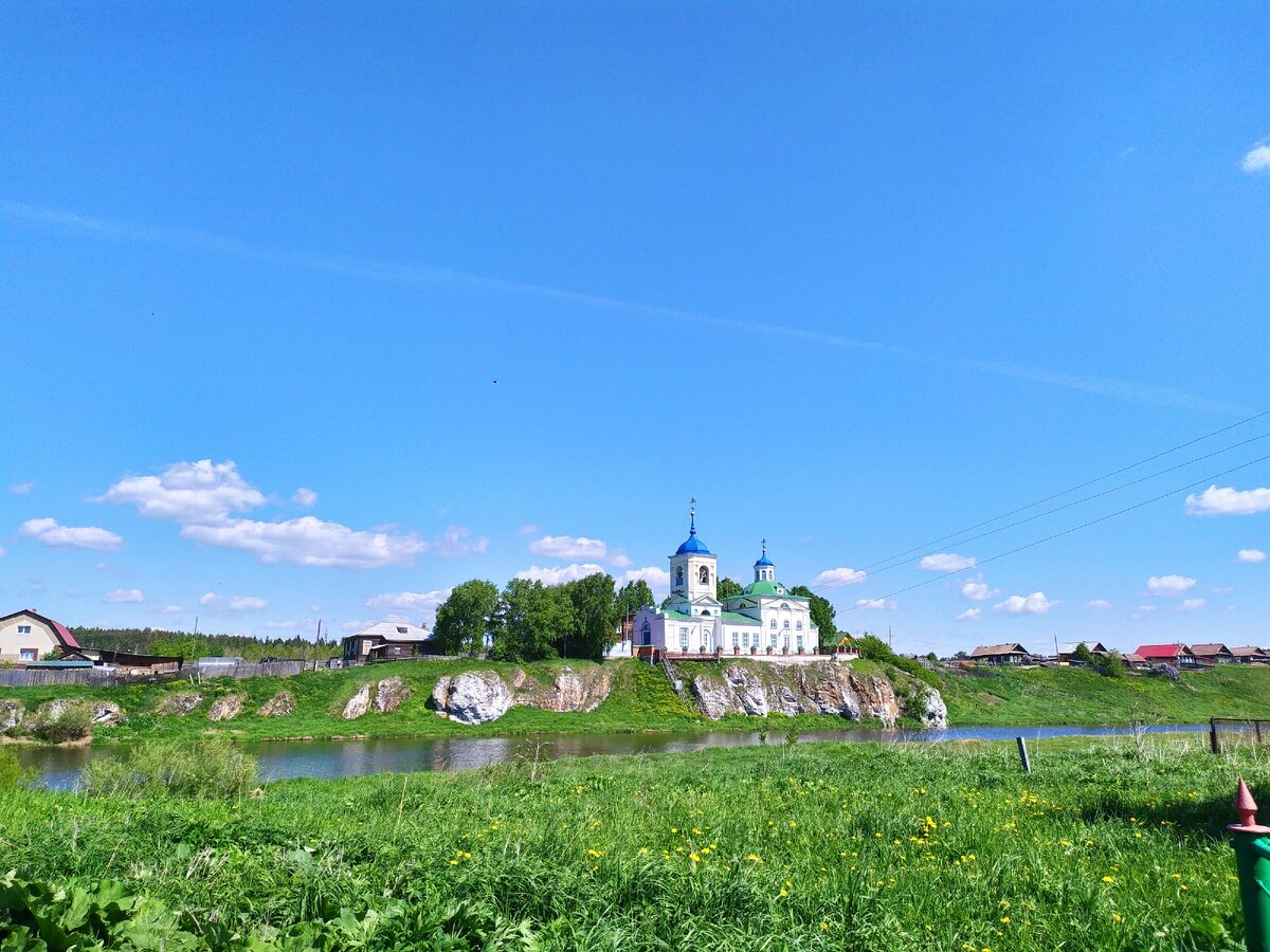 Фото автора - вид на Георгиевскую церковь