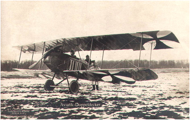 Примерно так выглядел аэроплан-свиновоз. German two-seat reconnaissance biplane Aviatik B.I (Type P15). Willi Sanke 1910s.
