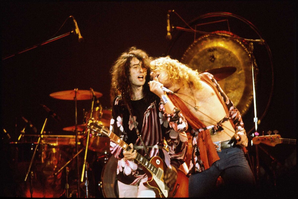  Led Zeppelin.