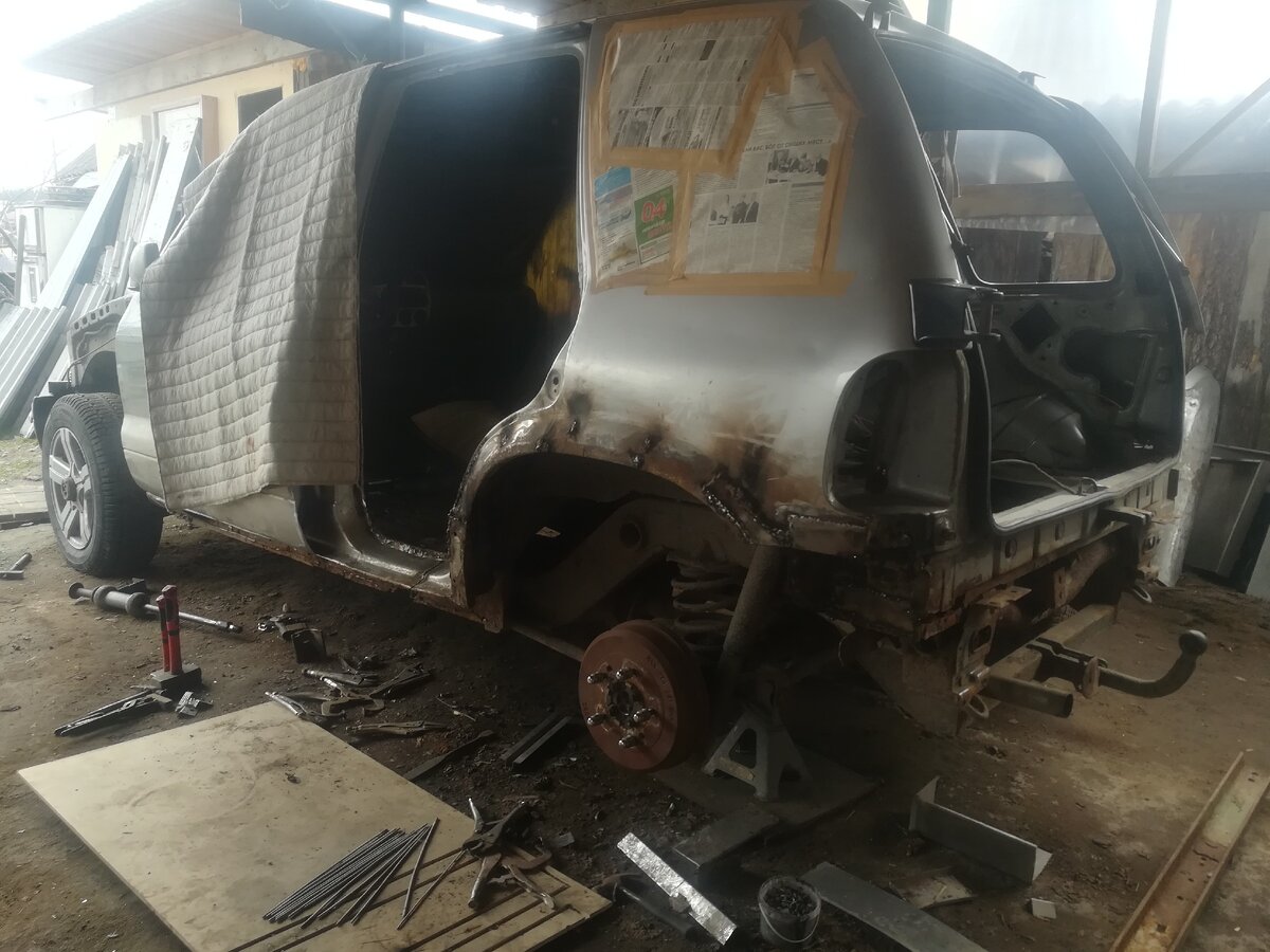 Заходил посмотреть в процессе сварки.