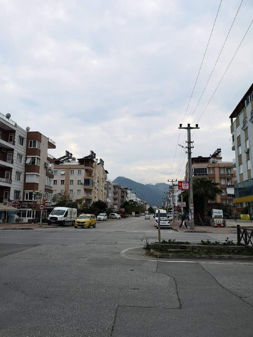 Улочки в спальном районе