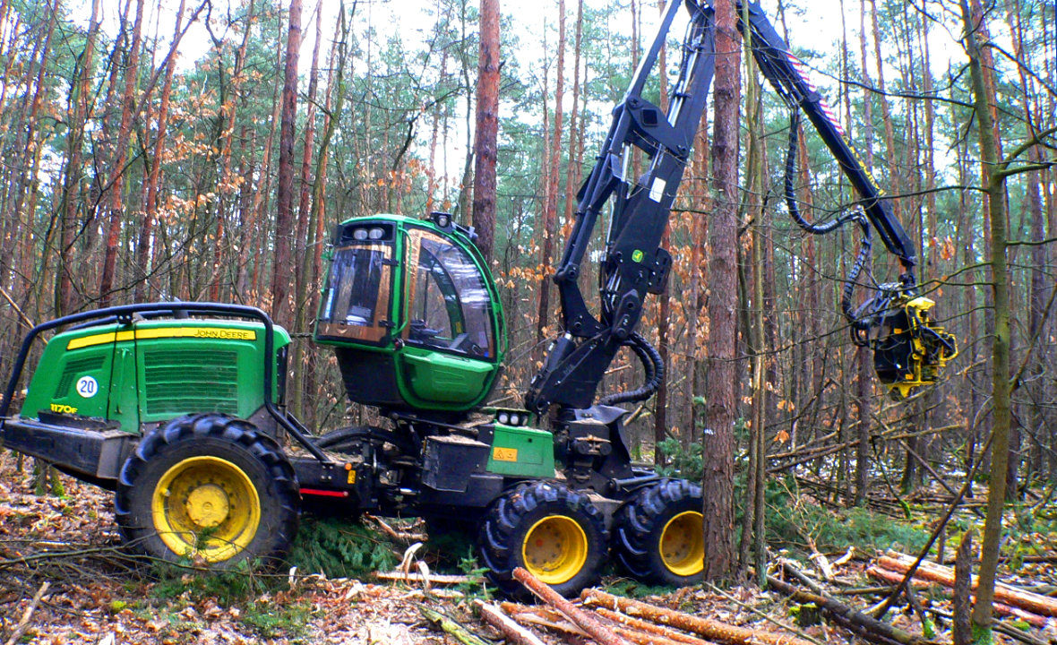 Техника для заготовки леса. John Deere 1170e. Харвестер John Deere. Джон Дир Лесозаготовительная техника. Комплекс харвестер+форвардер John Deere.