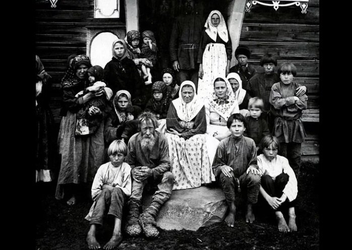 Скромные любители вальсов и французских булок... Фото: М.П. Дмитриев