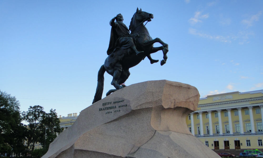 Город Санкт-Петербург. Скульптура «Медный всадник». Фото: © Ирина Полянская / Сетевое издание «Отечество и вера».