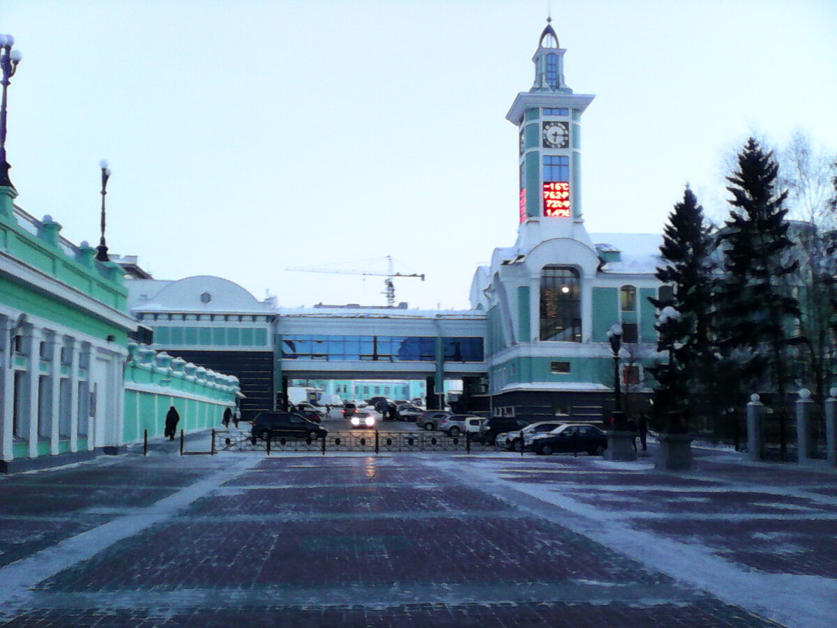 Пригородный вокзал новосибирск фото