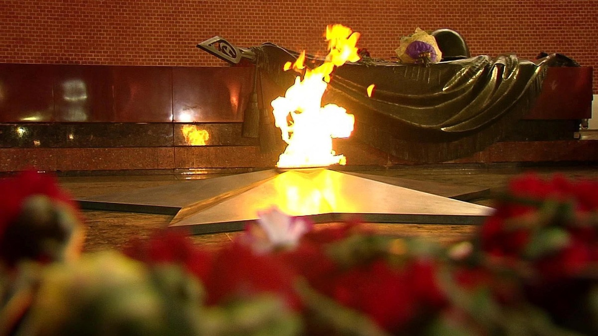 Минуту молчания пожалуйста.