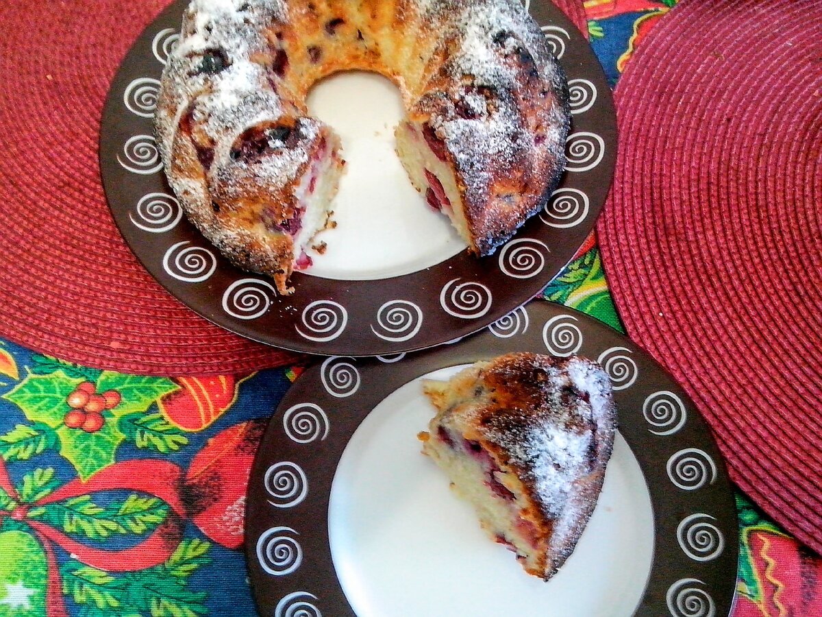 кекс творожный с вишней