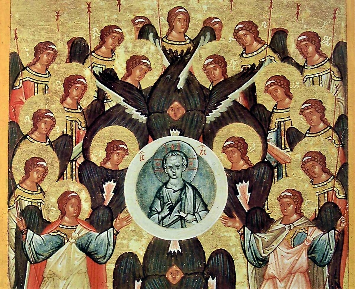 Ангелы разных чинов, двукрылые, шестикрылые, на новгородской иконе 15 века "Собор архистратига Михаила и прочих небесных сил бесплотных"