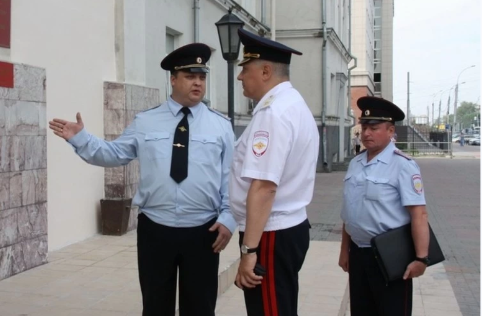 Александр Гращенков слева.