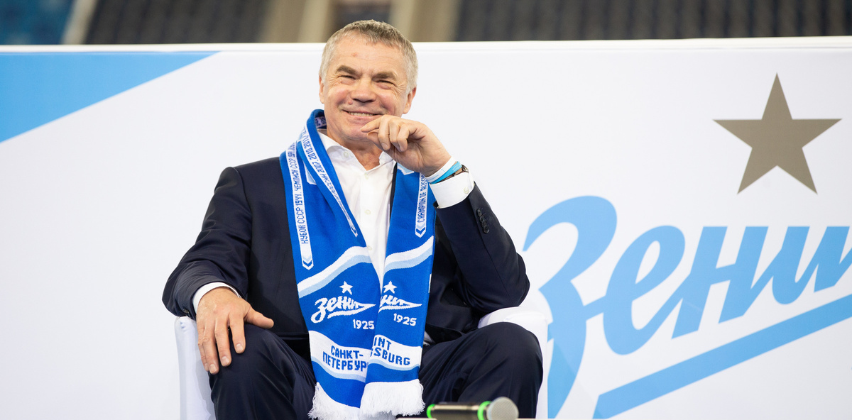 Александр Медведев 
