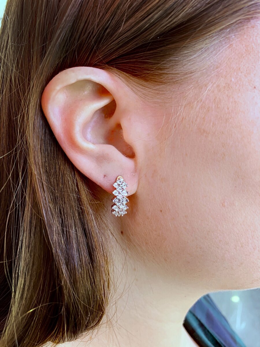 Серьги из розового золота с бриллиантами за 33.990