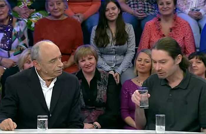 Валентин Гафт с сыном Вадимом Никитиным на ток-шоу / fb.ru