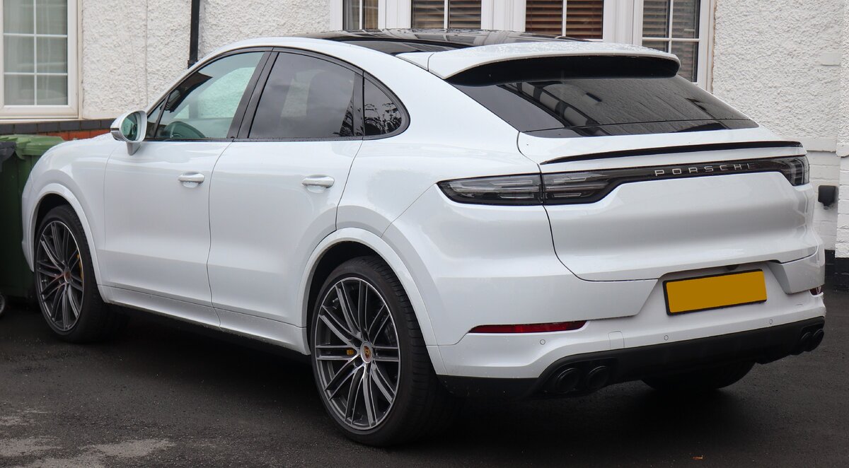 Porche Cayenne Turbo - Дубаи  ( ОАЭ)