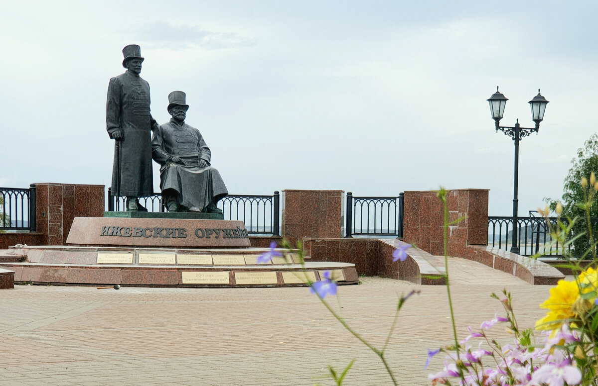 Случайная находка: Генеральский дом и городские легенды | код города #495 |  Дзен