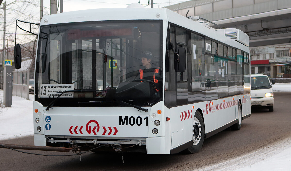 Бывший московский "Мегаполис"  номер 8121  с красноярским номером М001, 18.12.2020 года, фото с сайта СТТС, автор  пользователь kr0t