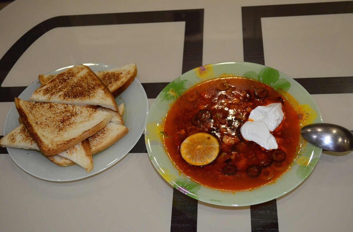 Суп солянка