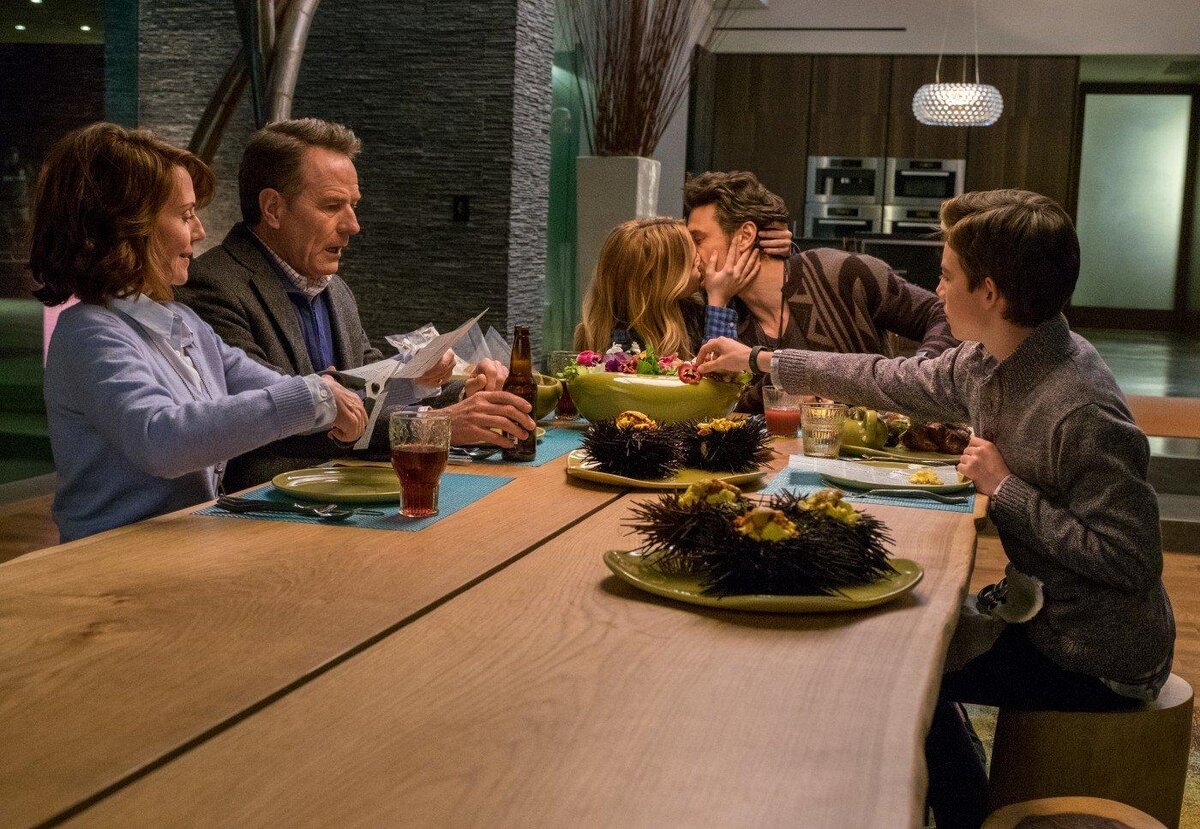 Кадр из фильма «Почему он?»