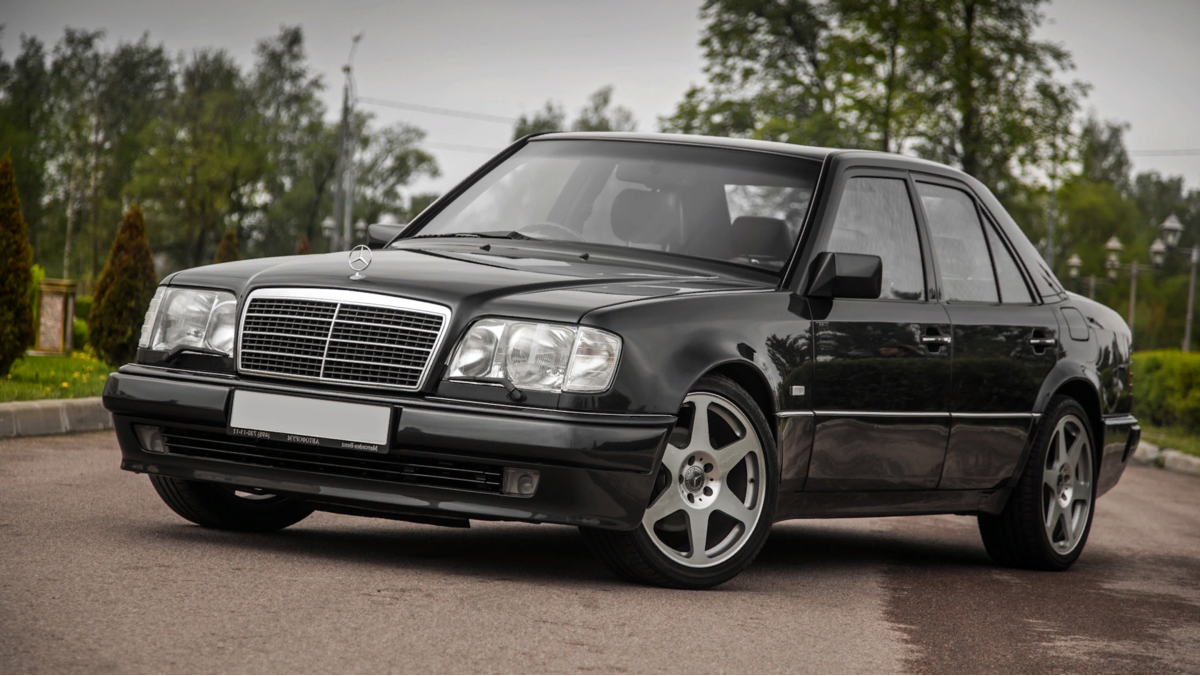 Mercedes-Benz W124