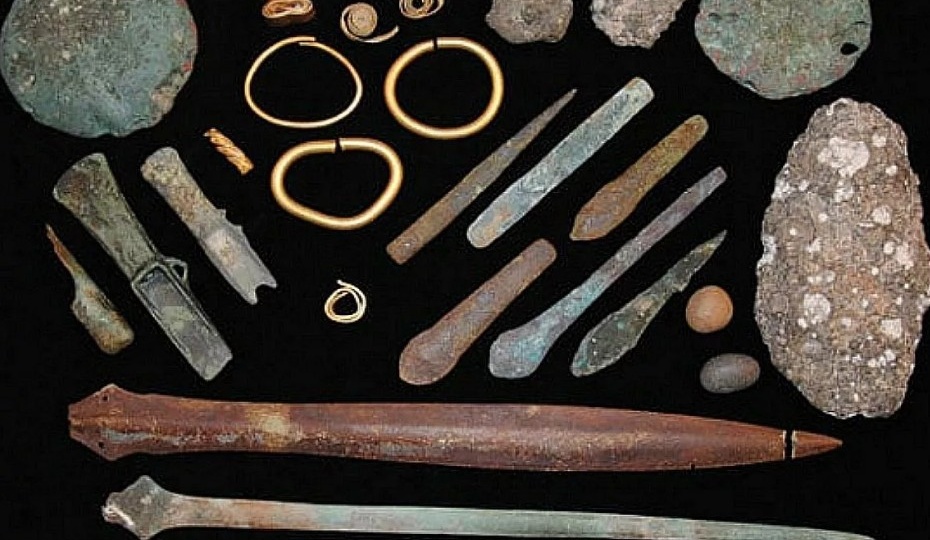 Кратко о первобытных обществах о медном и бронзовом веке.