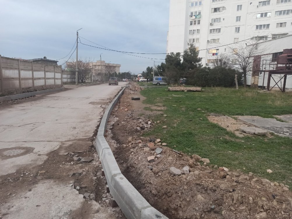Капремонт улицы Маячная. Фото поста в группе "Черный список СЕВАСТОПОЛЬ".