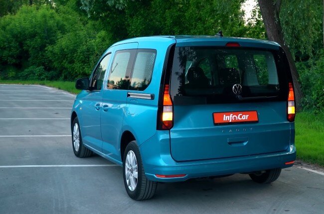 Volkswagen Caddy сзади
