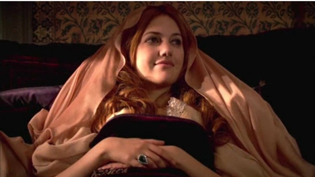 Мавия после родов..