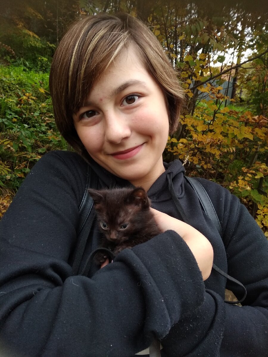 Моя маленькая татарка. Моя дочь Алия. Тут ей 11 лет.