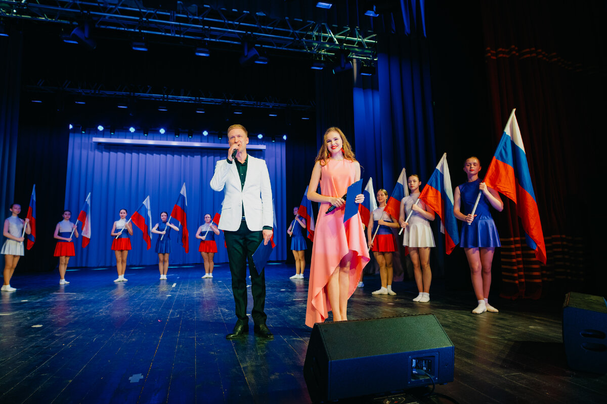 Творческая группа ЦОК ВКС представила праздничный концерт «С Россией в сердце!», посвященный Дню России