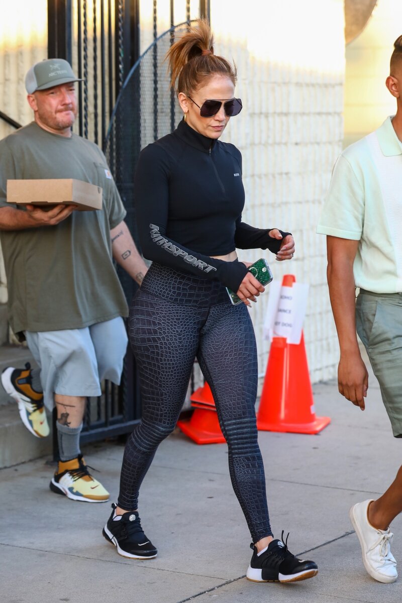    Дженнифер ЛопесLegion-Media