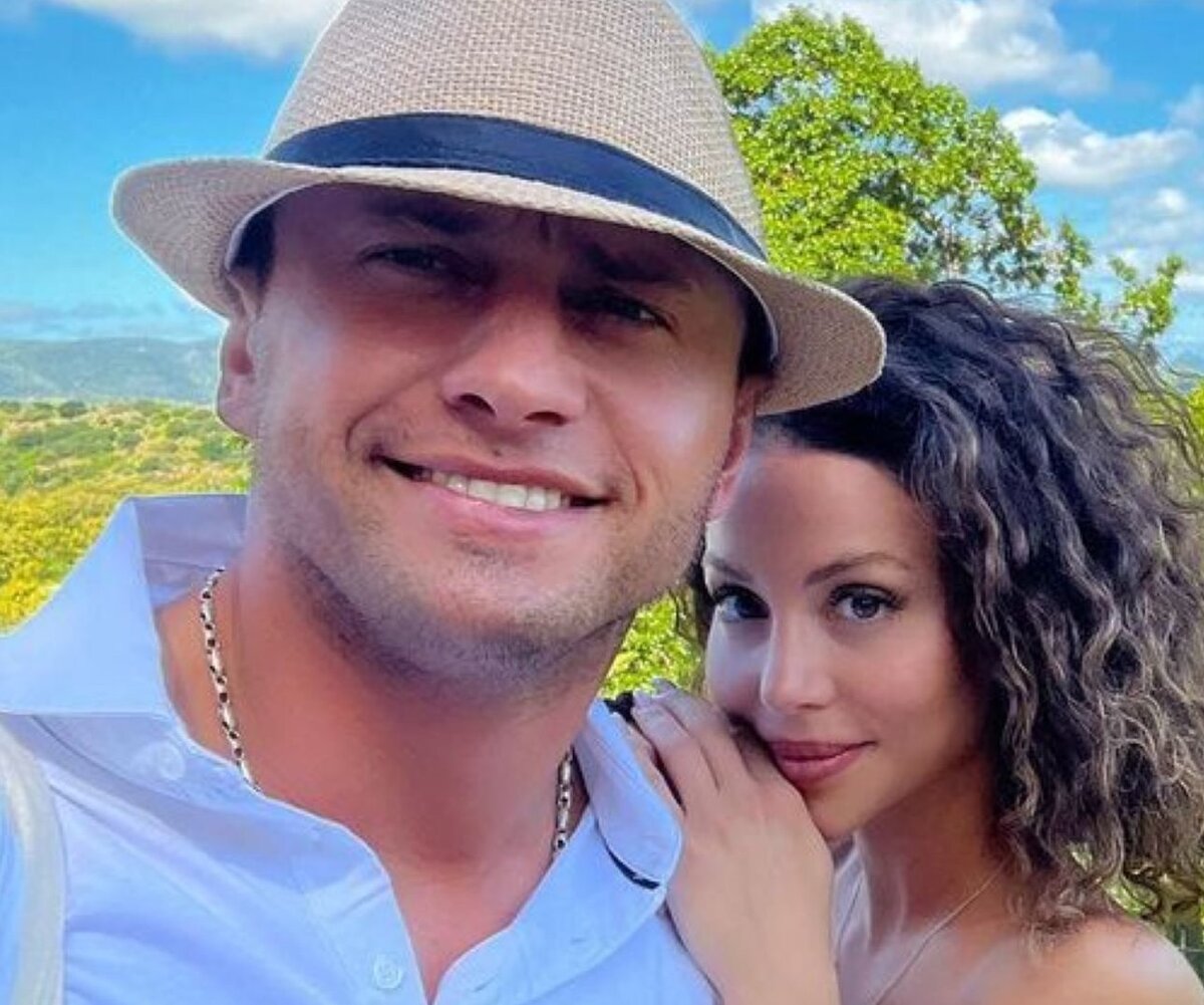 Жена прилучного 2023. Зепюр брутян актриса. Зепюр брутян. Зипур прилучная брутян. Зипур прилучная брутян.