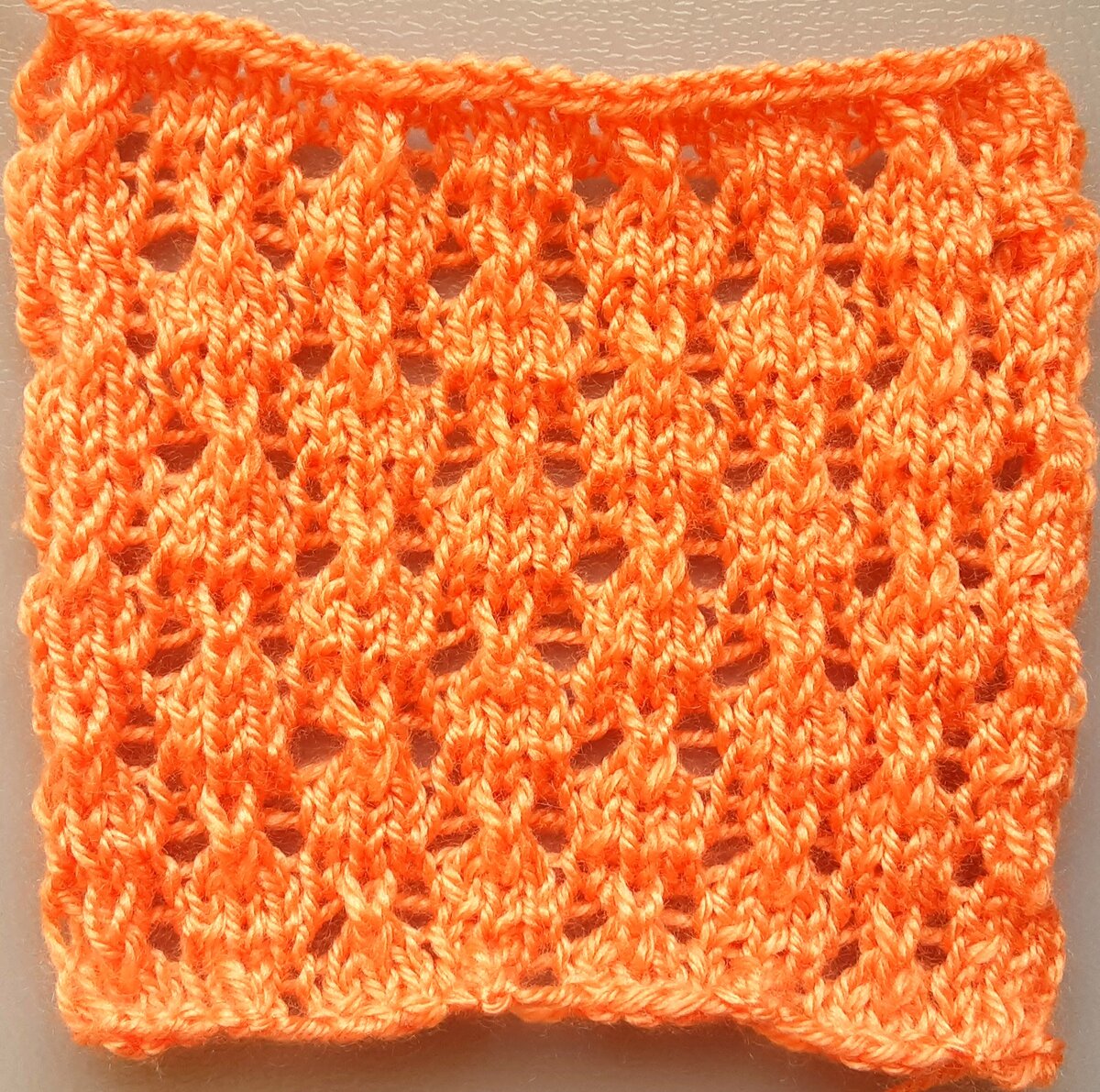 Лицевая сторона узора.