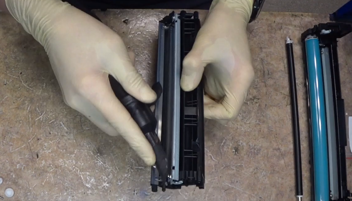 Фото 86. Расположение пластикового бортика