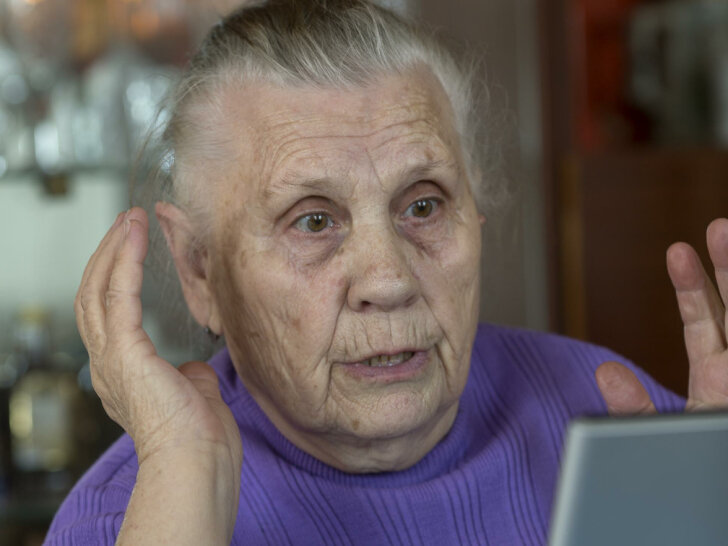 Работа для пенсионера женщина 60 лет. Неработающие пенсионеры. Пенсионеры претендуют на выплату
