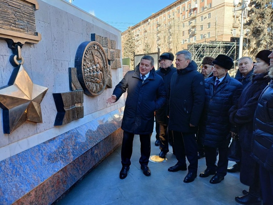     Губернатор и ветераны считают, что ремонт сделали достойный. Екатерина СИМОХИНА