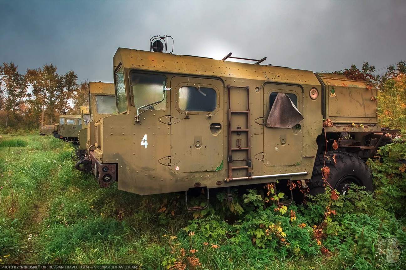 МАЗ военный тягач 543