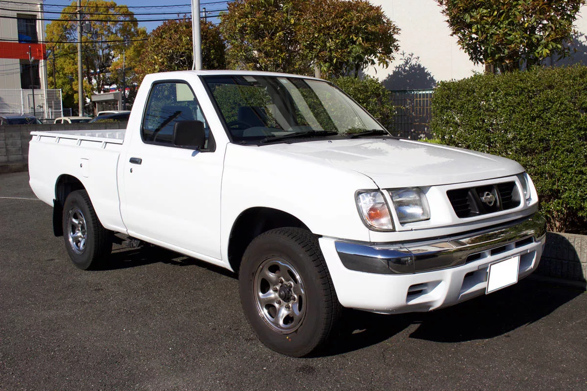 Ниссан датсун фото. Nissan Datsun d22. Nissan Pickup 2002. Nissan Datsun Pickup. Nissan Pickup d22.