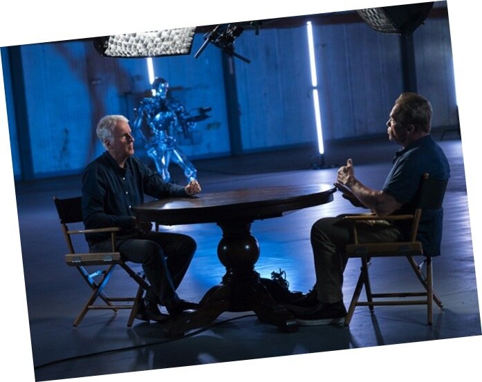 Кэмерон и Шварценеггер. Кадр из передачи "История научной фантастики"