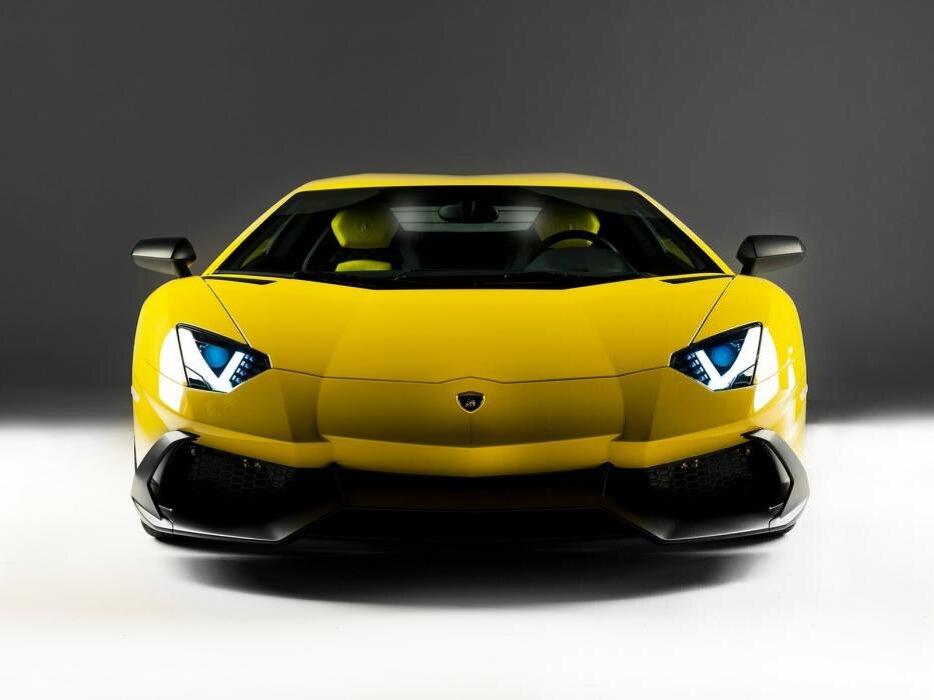 Перед Lamborghini Aventador