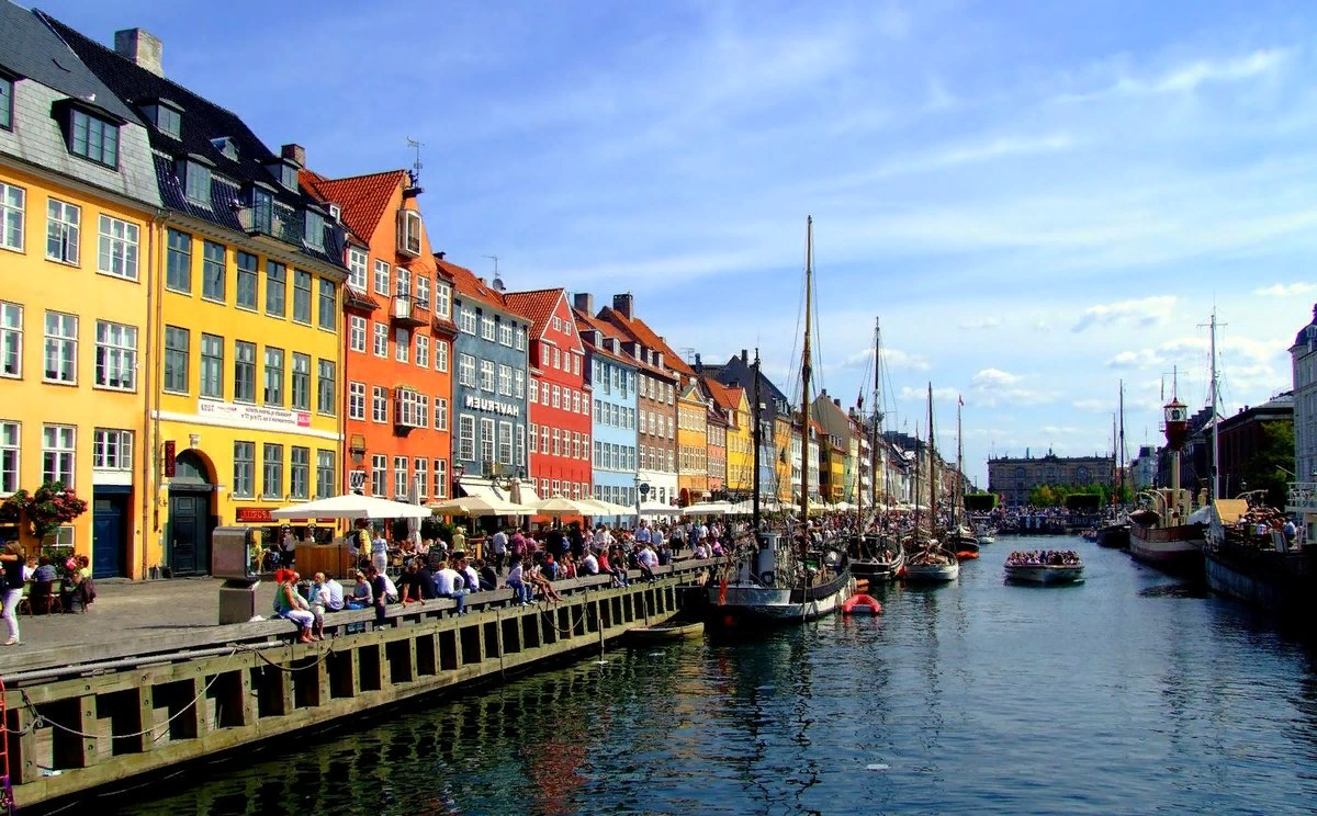 Audo copenhagen. Копенгаген столица. Копенгаген бульвар Андерсона