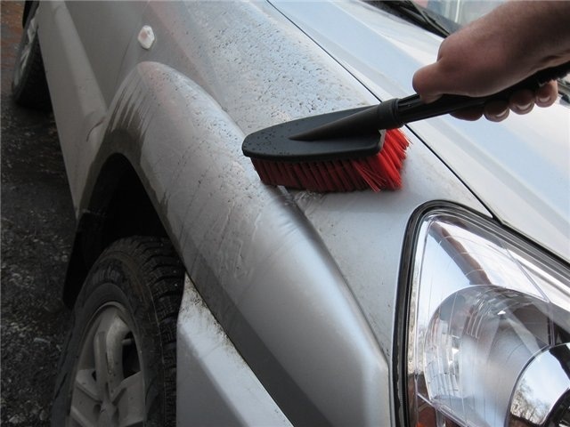 Мойка авто щеткой. Фото: drive2.com/l/4062246863888335177