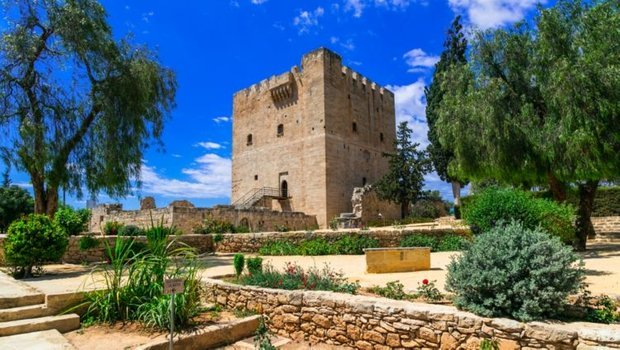 Заок Колосси / Фото: tripzaza.com