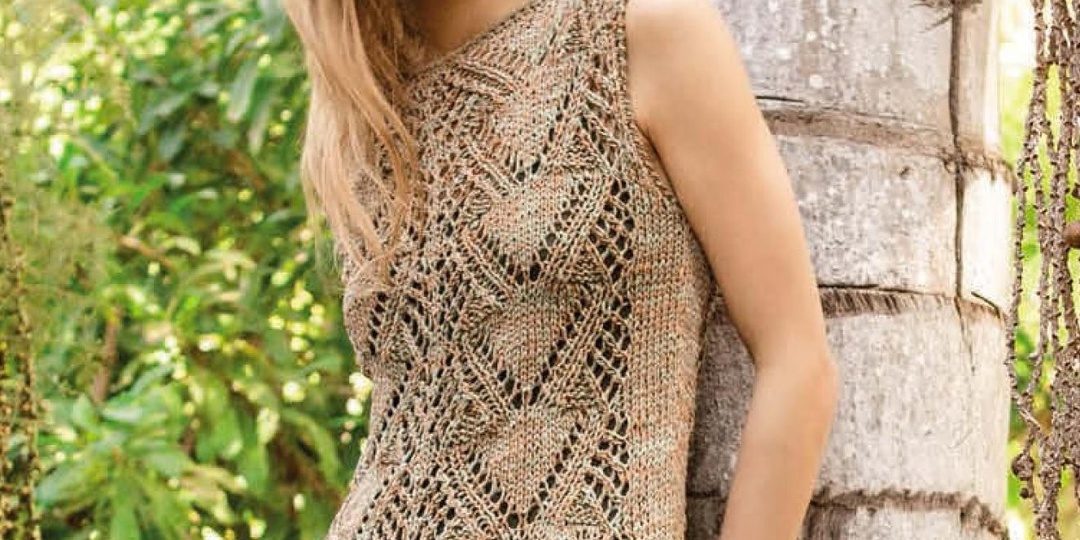 Модель с обложки. Восхитительный топ с ажурным узором.