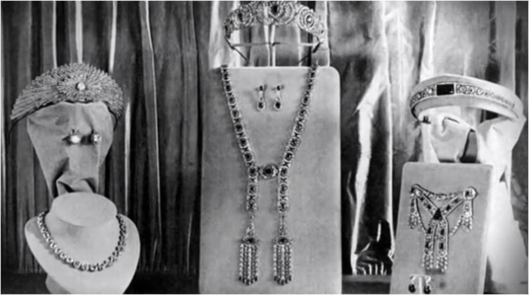 Выставка найденного клада Юсуповых, 1925 год.