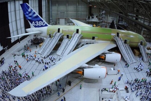 Больше всего трапов у Airbus A380: целых 16! Фото из открытого источника.
