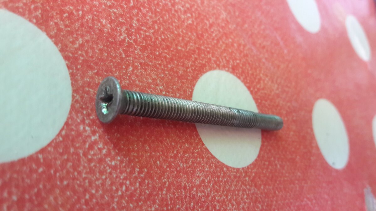 Будущий держатель для пилы.