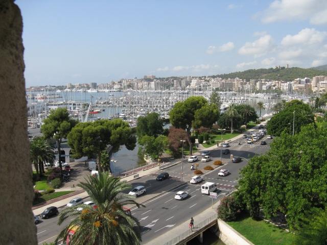 Пальма - де- Майорка, столица острова. Из личного архива.